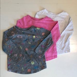 👗3 Cat and Jack 2T long sleeved shirts with pocket